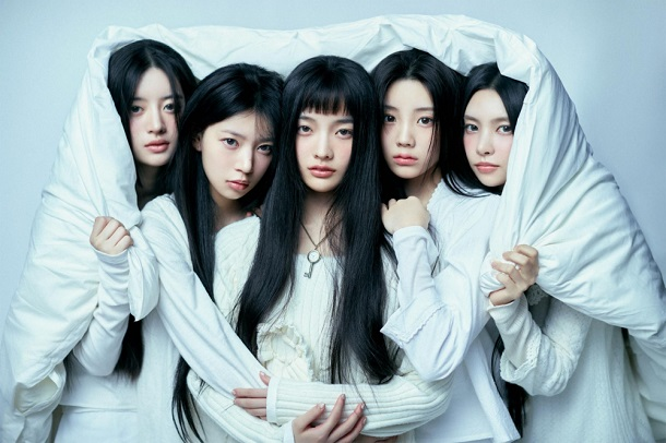 Rookie Kpop girl group Ill-it